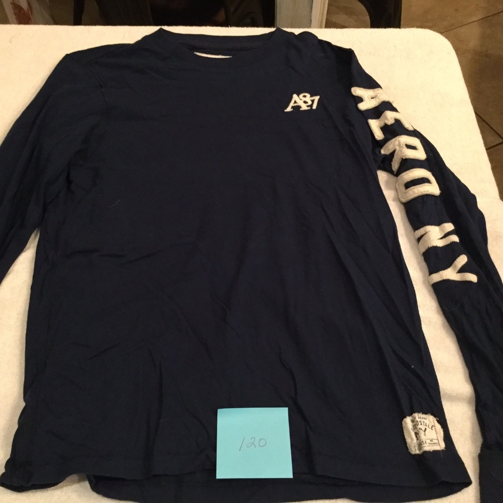 Aeropostale Navy Blue Logo Long Sleeve T-Shirt Tee - Size Medium - Excellent